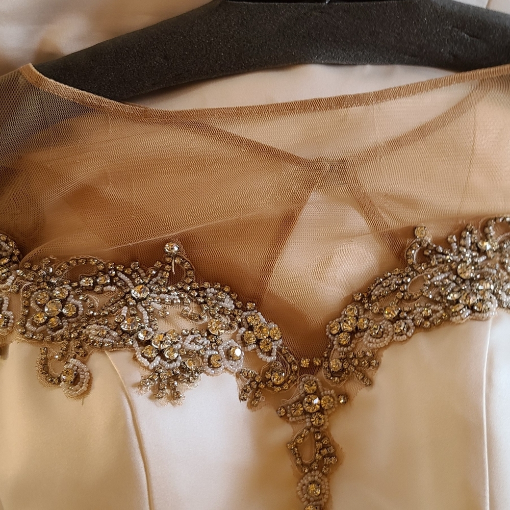 Sherri Hill formal dress